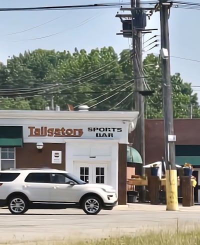 Tailgators Sports Bar